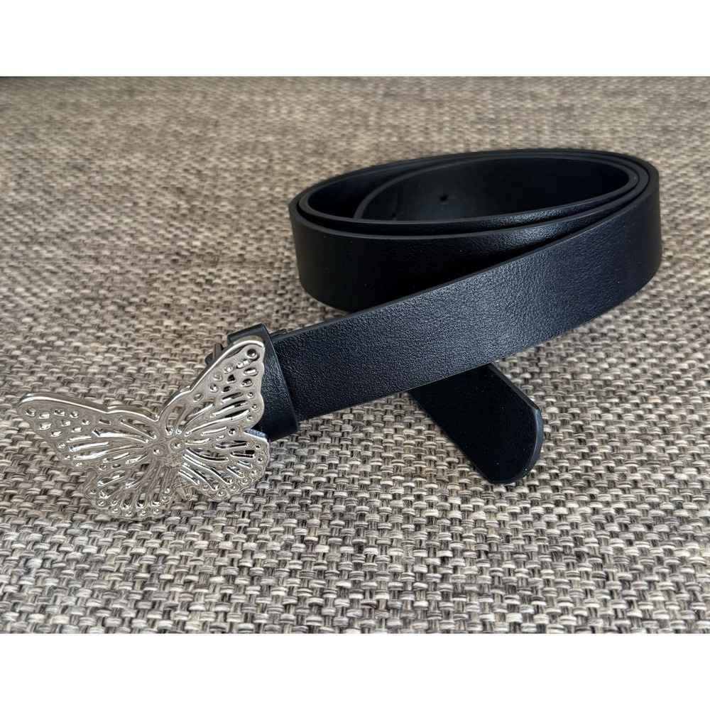 No Boundaries Junior's Butterfly Buckle Belt Size L/XL Black. 45"
